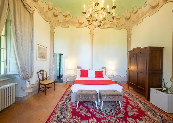 Villa Alta - Residenza D\'Epoca Con Piscina