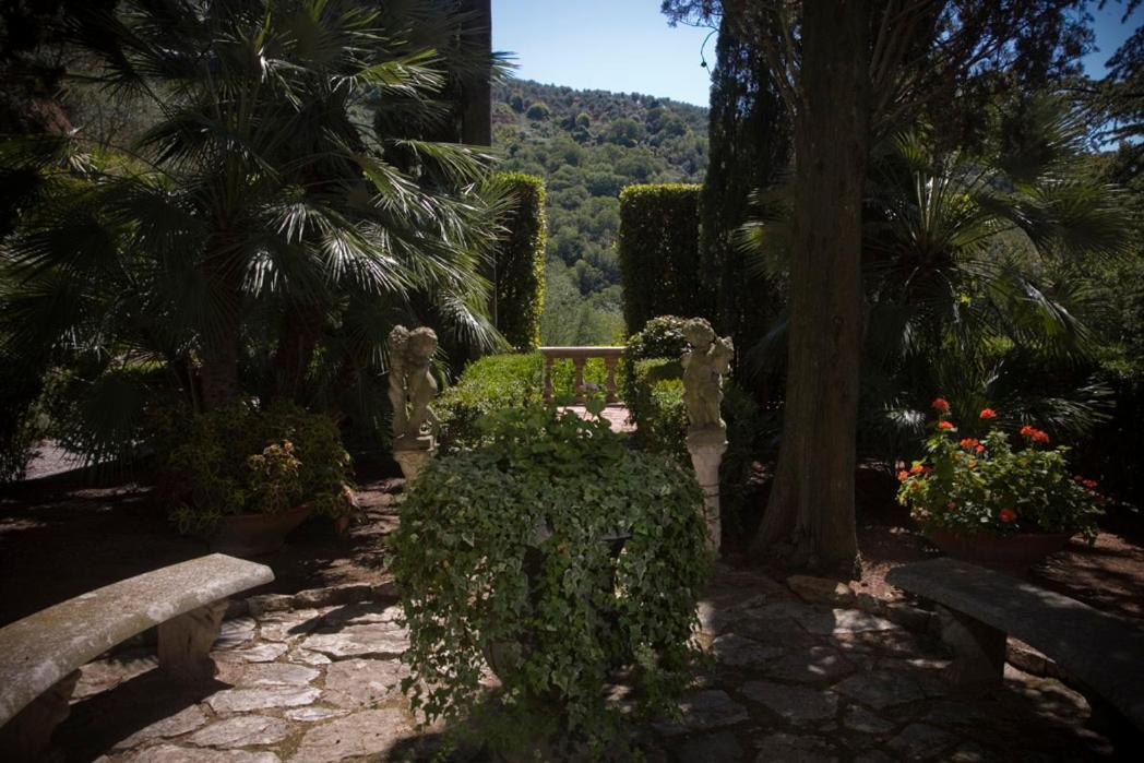 Bed and breakfast Alta - Residenza D'epoca Con Piscina 3*