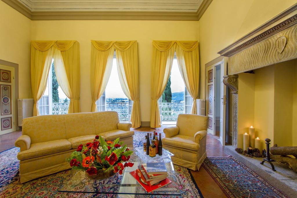 Bed and breakfast Alta - Residenza D'epoca Con Piscina