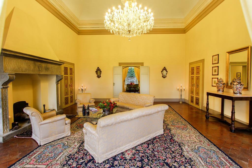 Alta - Residenza D'epoca Con Piscina